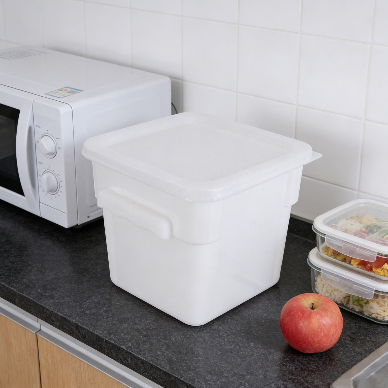 دلو تخزين بلاستيكي أبيض سعة 6  - مراجعة Food Storage For Pantry وسعره